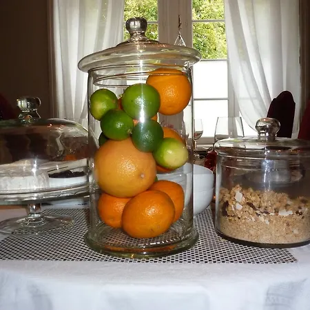 Alojamento de Acomodação e Pequeno-almoço Le Petit Matin