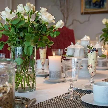 Le Petit Matin Bed & Breakfast 3*